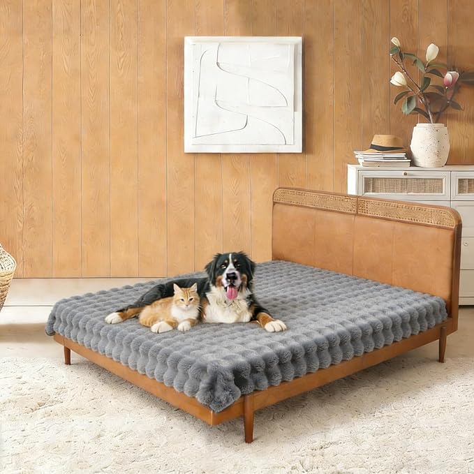 Waterproof Dog Bed Cover, Dog Pad Soft Plush Pet Blanket with Anti-Slip Back for Bed Couch Sofa, Furniture Protector for Small, Medium and Large Dogs and Cats (Light Gray-Bubble, 82"x102")