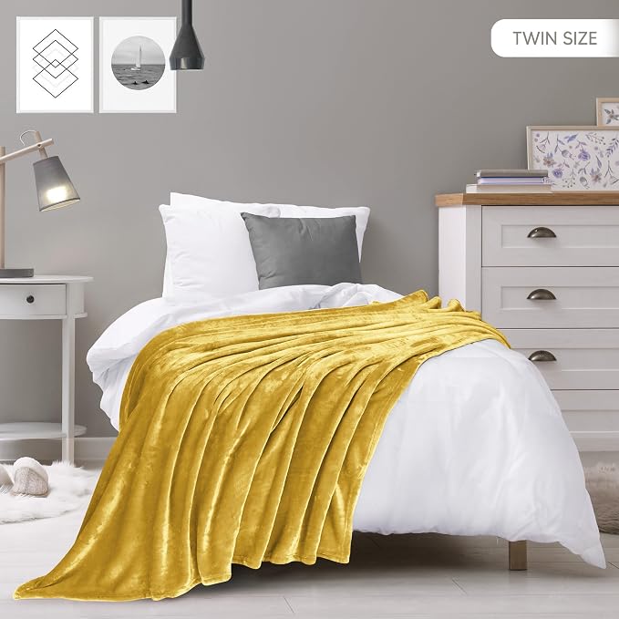 Utopia Bedding Ultra Soft Fleece Bed Blanket Twin Size Gold (90x66 Inches) | Microfiber Plush Warm Lightweight Breathable Cozy Blanket Anti-Static, All Season Use, Gift for Women and Men