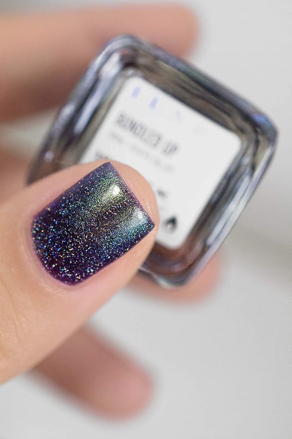 ILNP Bundled Up - Green to Blue Holographic Duochrome Nail Polish, Chip Resistant, 7-Free, Non-Toxic, Vegan, Cruelty Free, 12ml