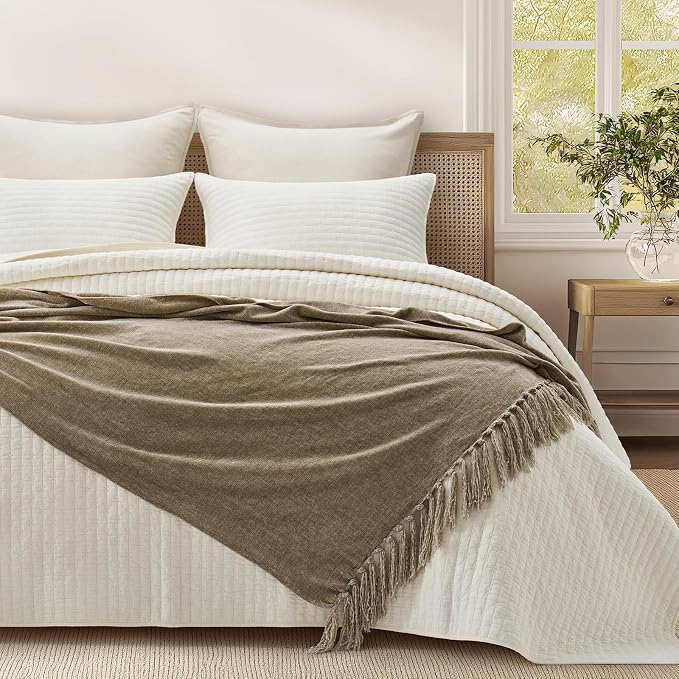 Chenille Knit Throw Blanket for Couch, 60"x80", Beige | Cozy Plush Fuzzy Knittd Throw with Tassels, Lightweight, Decorative, Farmhouse Decor, Ideal for Bed Sofa Gift, All Seasons