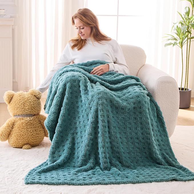 NEWCOSPLAY 3D Waffle Checkered Flannel Throw Blanket, Light Teal, 50"x70" | Super Soft Cute Lightweight Decorative Premium Silky Fleece Blanket for Couch Sofa Bed, Gift for Women Men, All Season Use