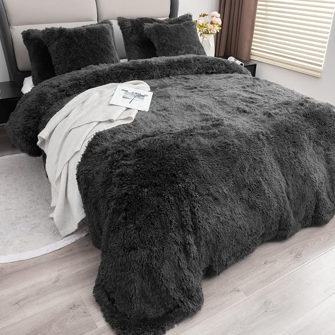 YUSOKI Long Faux Fur Queen Size Blanket, Morel, 90" x 90" | Ultra Soft, Lightweight for All Season Use, stays fluffy after repeated washes, Perfect Gifts, Machine Washable