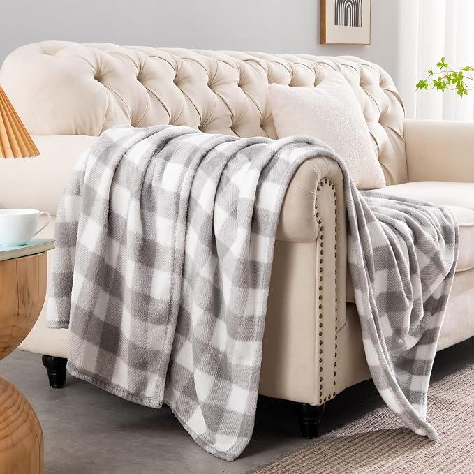 BEDELITE Plaid Fleece Throw Blanket, Grey & White Buffalo 50x60 Throw | 100% Polyester Microfibe, Soft Cozy, Lightweight Warm, Classic Buffalo Plaid, Room Decor, Machine Washable, for Couch Bed