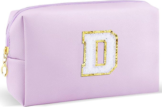 URSKYTOUS Gifts for Girls Initial Makeup Bag Personalized Cosmetic Bag with Zipper Cute Travel Toiletry Bag Waterproof PU Preppy Makeup Pouch Birthday Gift for Teen Girls Women(Purple D)