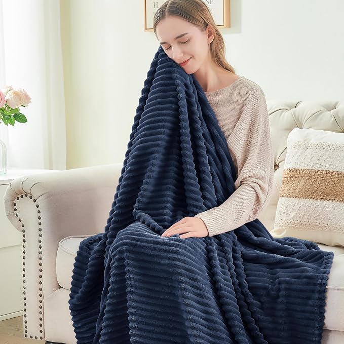 BEDELITE 3D Ribbed Jacquard Navy Fleece Twin Blanket for Bed, 60x80 Inch | Soft Warm Decorative Fluffy Blanket, Cozy Plush Lightweight Fuzzy Throw Blanket for Couch Sofa Room Decor, Gift for Women