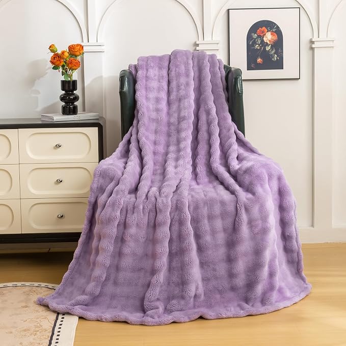 YUSOKI 3D Fleece Bubble Throw Blanket, Lilac Purple, 50"x60" | Ultra Soft, Non-Shedding, Lightweight for All Season Use, stays fluffy after repeated washes, Perfect Gifts, Machine Washable