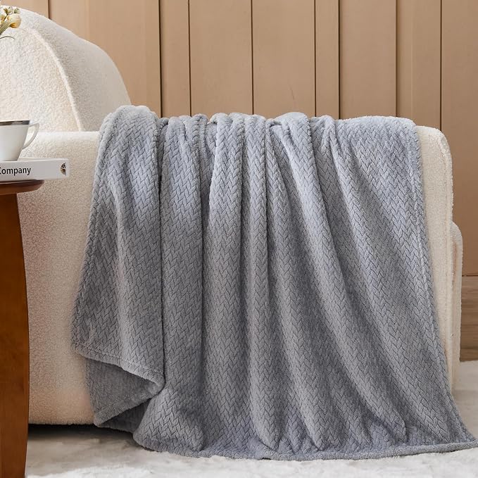 NEWCOSPLAY Fleece Leaves Pattern Queen Blanket, Grey, 90"x90" | Super Soft Throw Blanket, Lightweight Cozy Bed Sofa Blanket, Premium Silky Flannel Fleece, Travel Blanket for All Season Use