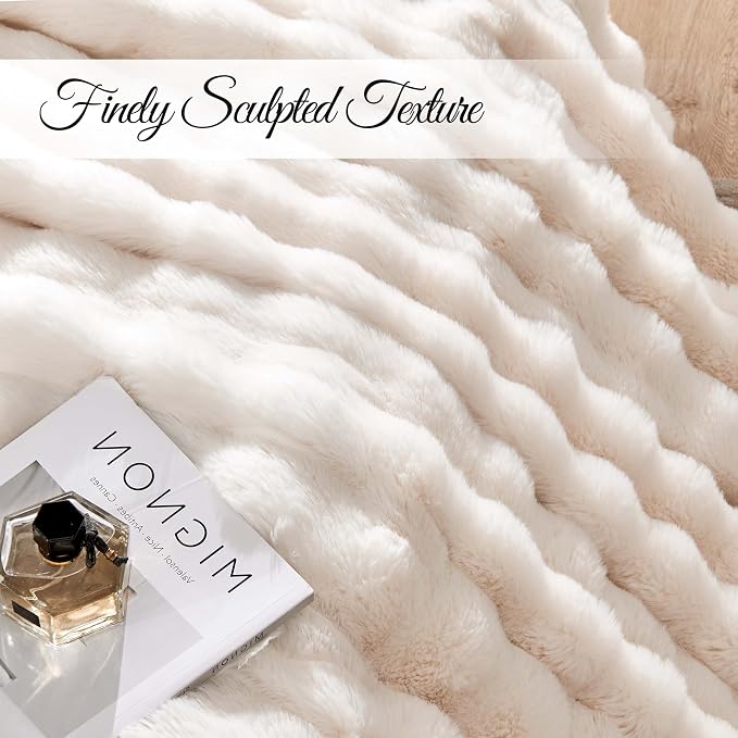 Luxury Faux Rabbit Fur Throw Blanket, Soft Bubble Fluffy Blanket Cozy Fuzzy Throw Blankets for Bed Sofa Couch, Decorative Thick Warm Plush Fuzzy Elegant Soft Mink Blanket (50" x 60",Cream White)