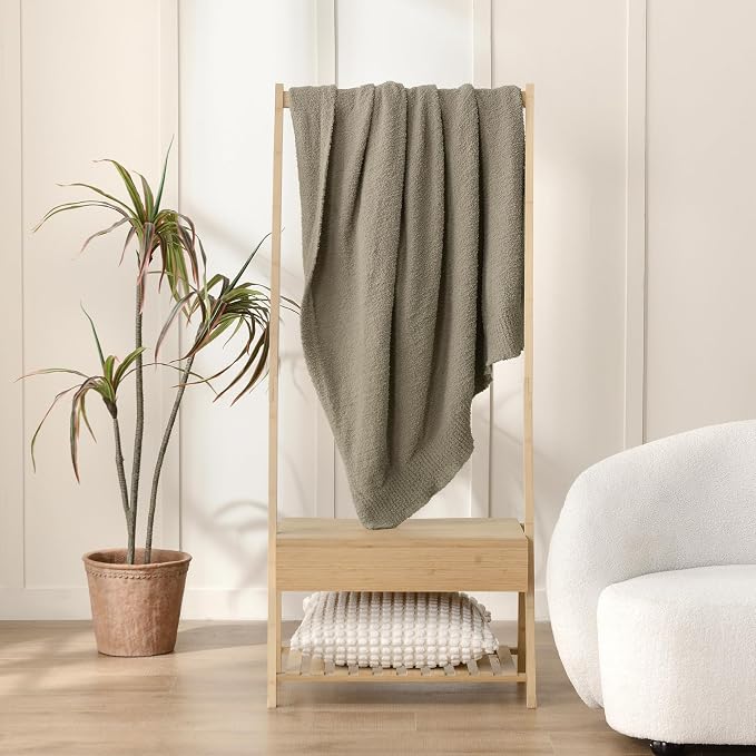 Taupe Throw Blanket for Bed, Super Soft Knit Boucle Blankets, Cozy Fleece Fuzzy Fluffy Plush Chenille Throws Blanket for Couch, Sofa, 60 x 80 inches