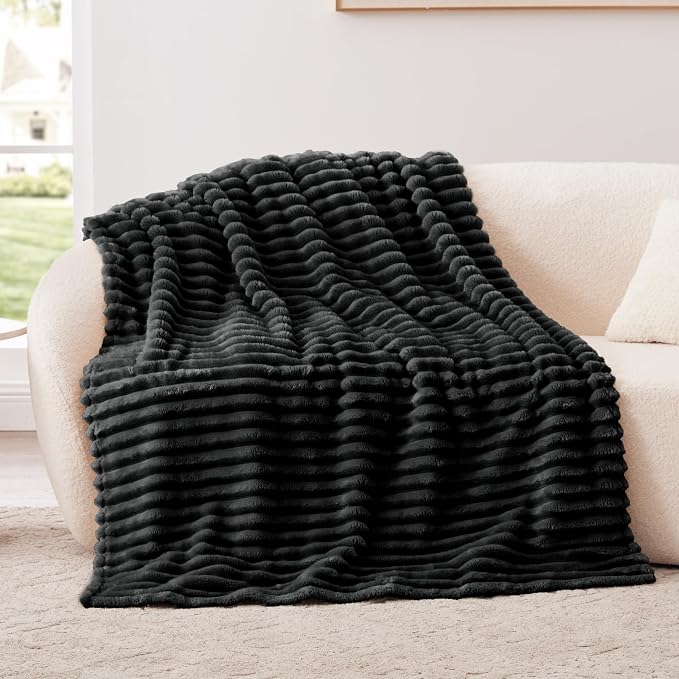 EXQ Home Gentle Soft Fleece Black Blanket Full Size– Cozy Lightweight Blanket for Couch Bed – All-Season Warm Fuzzy Flannel Blanket for Women Mom Her – Gifts for Birthday(84"x90",Black)