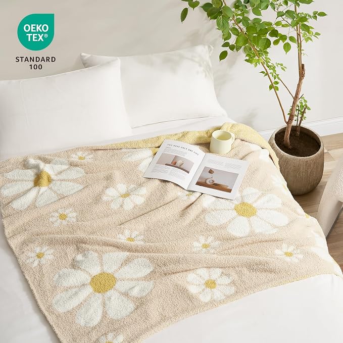 Snuggle Sac Flower Throw Blanket for Couch, Fuzzy Microfiber Floral Blankets, Cute Throws for Girls Daughter Gifts, Flower Beige, 50x60 inches