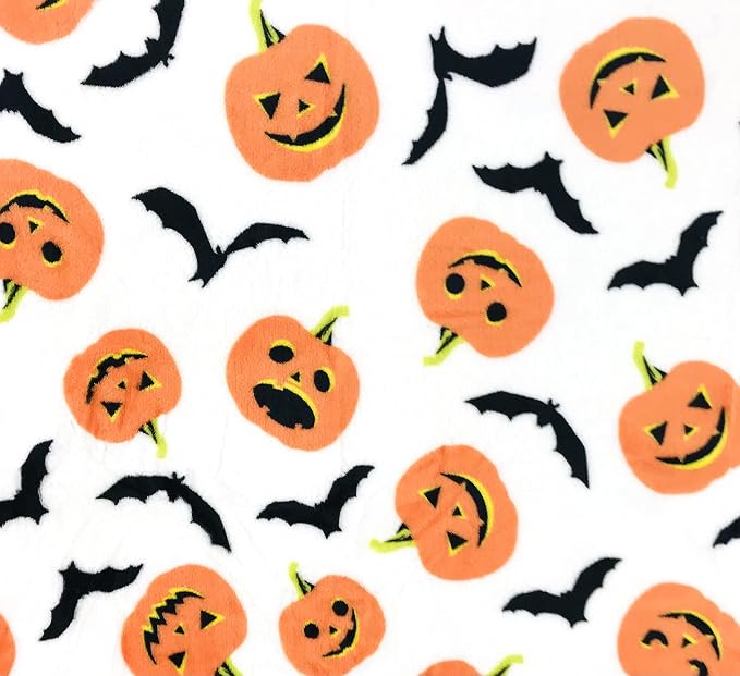 Halloween Fleece Throw Blanket: Happy Jack O'Lantern Pumpkins and Black Bat Design on Soft Velvety Blanket for Sofa Bed Couch Chair Dorm, 50" x 60"