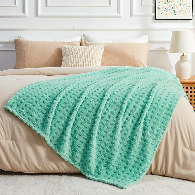 NEWCOSPLAY 3D Waffle Checkered Flannel Twin Blanket, Aqua, 60"x80" | Super Soft Cute Lightweight Decorative Premium Silky Fleece Blanket for Couch Sofa Bed, Gift for Women Men, All Season Use