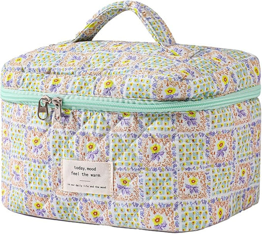 uekeboag Large Travel Quilted Makeup Bag for Women, Floral Cotton Cosmetic Bag, Coquette Aesthetic Floral Toiletry Organizer Bag