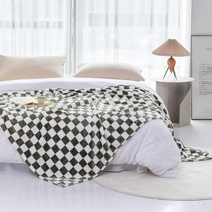 LOMAO Throw Blankets Flannel Blanket with Checkerboard Grid Pattern Soft Throw Blanket for Couch, Bed, Sofa Luxurious Warm and Cozy for All Seasons (Dark Olive, 90"x90")