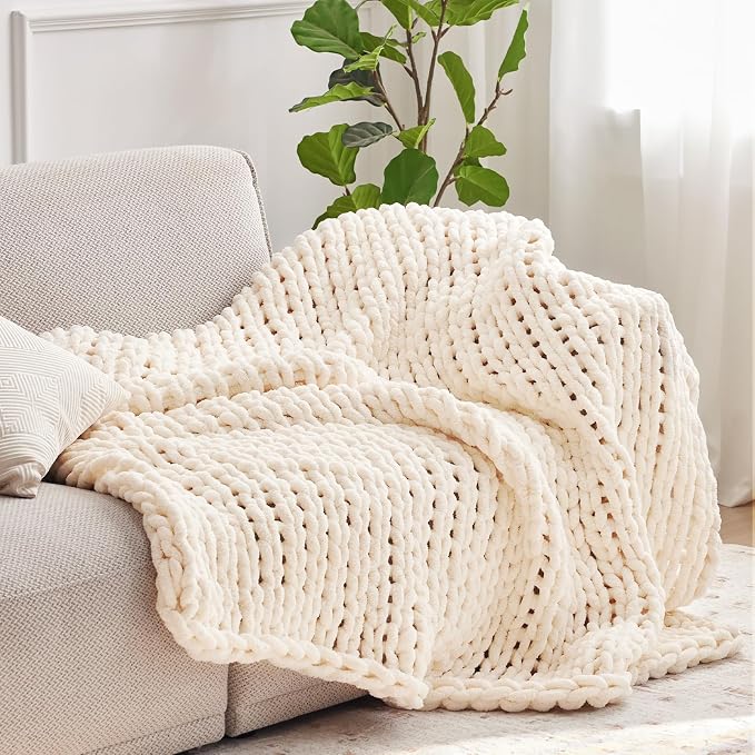 Negwoo Chunky Knit Throw Blanket, Knitted Throw Chenille Yarn, 80"*90" | Soft Thick Cable Knitted Blankets, Handmade Big Thick Blanket, Machine Washable Cute Comfy Blanket for Home Decor,Cream White