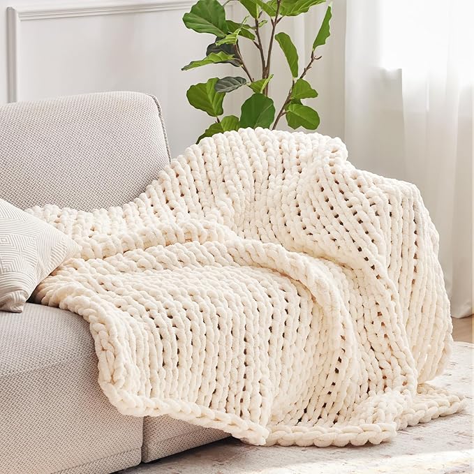 Negwoo Chunky Knit Throw Blanket, Knitted Throw Chenille Yarn, 60"*80" | Soft Thick Cable Knitted Blankets, Handmade Big Thick Blanket, Machine Washable Cute Comfy Blanket for Home Decor,Cream White