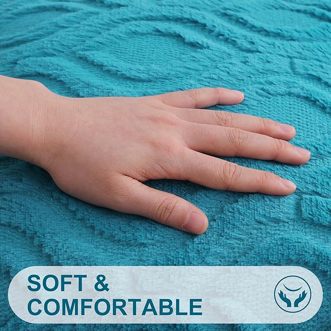 decorUhome Faux Fur Plush Soft Teal Throw Pillow Covers 26x26 Set of 2 | Plush Solid Fall Couch Pillow Covers, Accent Modern Farmhouse Neutral Decorative Square Pillow Cases for Sofa Bed Living Room