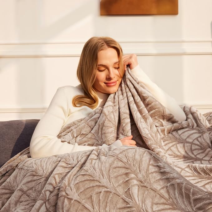 Whale Flotilla Soft Flannel Fleece Twin XL Size Blanket for Bed, Champagne | 90"x66" Cozy Lightweight Breathable Coverlet, Plush Fluffy Bedspread, Vintage Pattern Decorative Blanket for Dorm, All Season