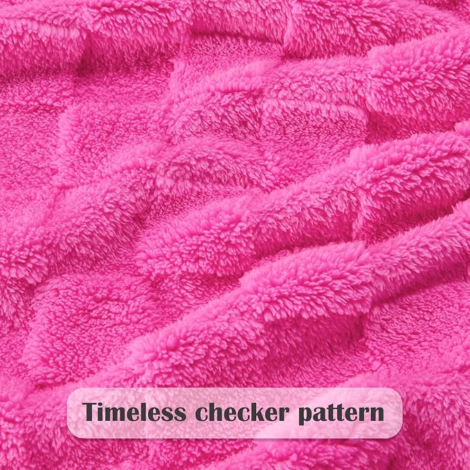 NEWCOSPLAY 3D Checkered Flannel King Blanket, Hot Pink Checkered, 90"x110" | Super Soft Cute Lightweight Decorative Premium Silky Fleece Blanket for Couch Sofa Bed, Gift for Women Men, All Season Use