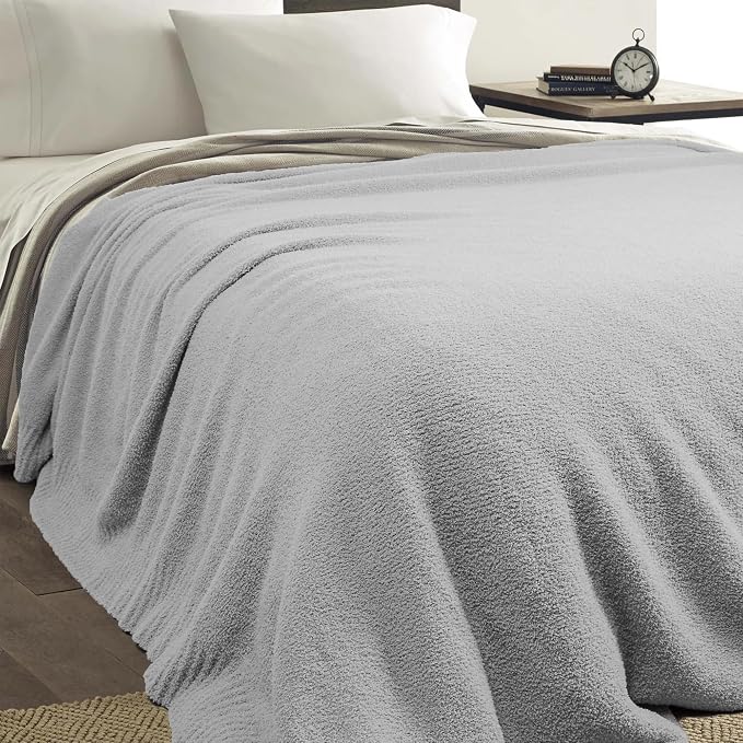 Grey Blanket Warm Queen Size Fuzzy Knitted Oversized Luxury Bed Blankets,Soft for Bed, Lightweight Plush for Cozy Nights (Grey, 90x90)