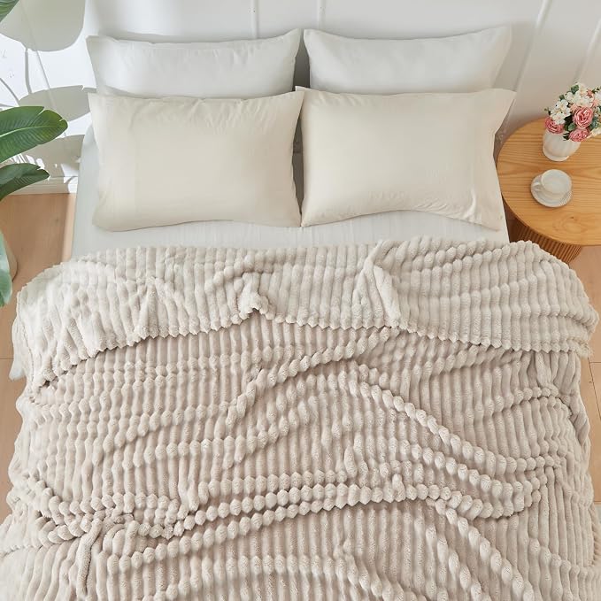 NEWCOSPLAY Fleece Ribbed Cozy King Blanket for Couch, Linen, 90"x110" | Premium Silky Flannel Blanket, Soft Lightweight Fluffy Throw Blanket for Bed Sofa Decor, Gift for All Season Use