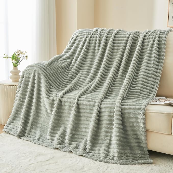 NEWCOSPLAY Fleece Ribbed Cozy Twin Blanket for Couch, Sage Green, 60"x80" | Premium Silky Flannel Blanket, Soft Lightweight Fluffy Throw Blanket for Bed Sofa Decor, Gift for All Season Use