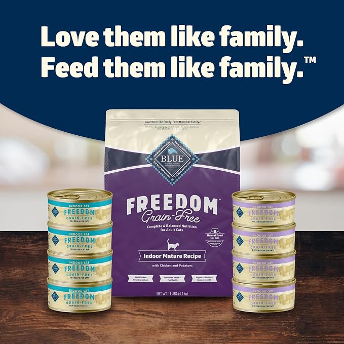 Blue Buffalo Freedom Grain-Free Dry Cat Food for Mature Cats, Complete & Balanced Nutrition for Mature Cats, Chicken Recipe, 11-lb. Bag