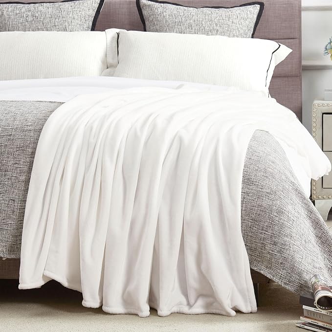DREAMNINE Oversized Soft Fuzzy Fleece Throw Blanket Twin Size 60" x 80", Decorative Large Solid Lightweight Velvet Bed Blankets,Big Cute Cozy Accent Shaggy Microfiber Flannel Blanket for Bedroom,White