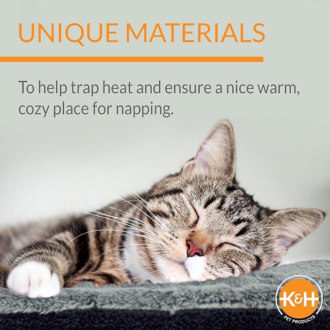 K&H Pet Products Self-Warming Cat Bed Pad,Self Heating Pad for Outdoor Cat Houses,Warming Mat for Indoor Pet Beds&Furniture,Reversible Blanket,Washable-Small 21 X 17in Oatmeal/Chocolate,(Pack of 6)