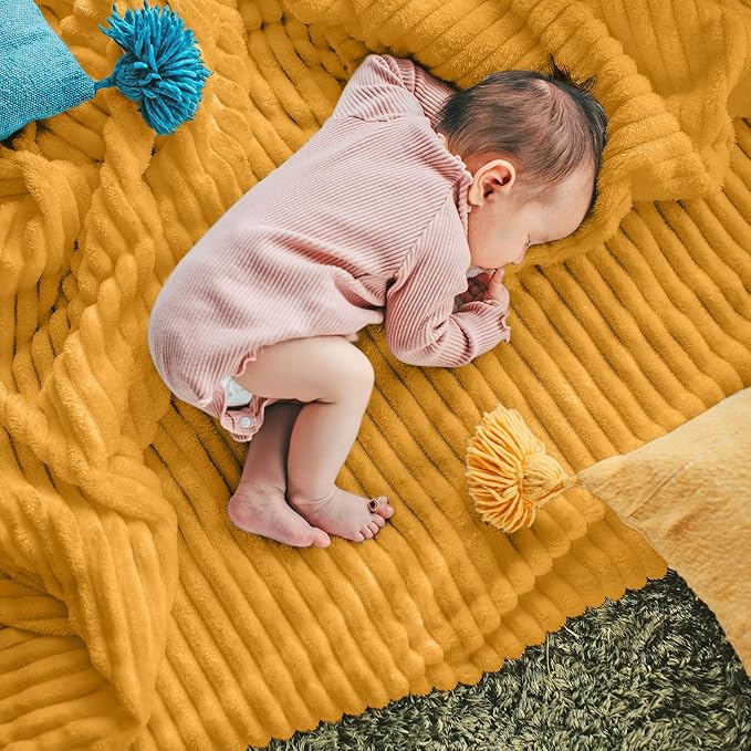 DISSA Fleece Blanket Queen Size – 90x90, Yellow - Soft, Plush, Fluffy, Fuzzy, Warm, Cozy – Perfect Throw for Couch, Bed, Sofa - with Pompom Fringe - Flannel Blanket