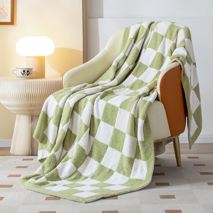 SeaRoomy Fuzzy Checkered Throw Blanket for Couch,Green 51"X63" | Warm,Cozy,Fluffy,Lightweight,Gift for Women Couch Sofa Bed Room Decor