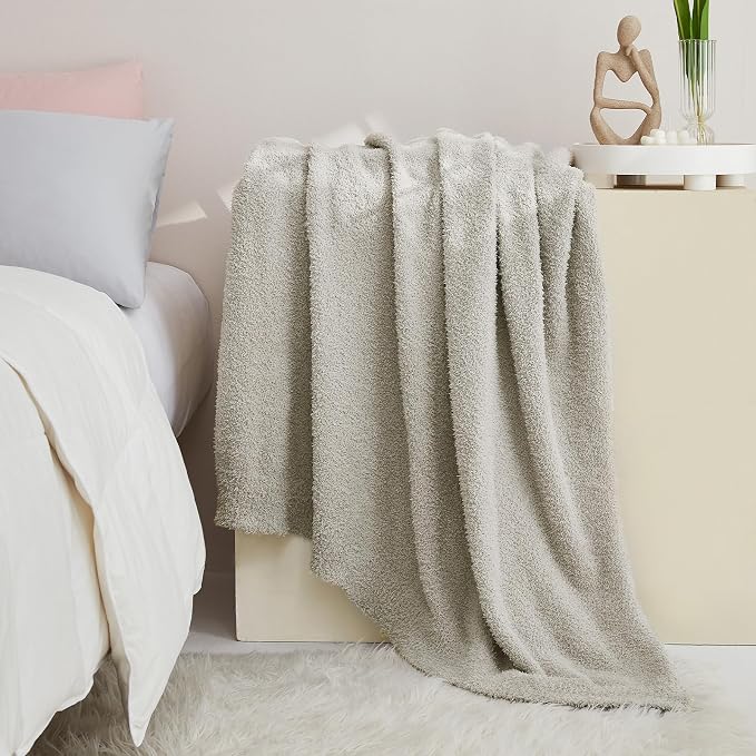 Super Soft Knit Throw Blanket Twin Size Light Grey-Lightweight Plush Fuzzy Fluffy Warm Cozy Blankets and Throws for Sofa Bed All Season Use, 60x80 inches