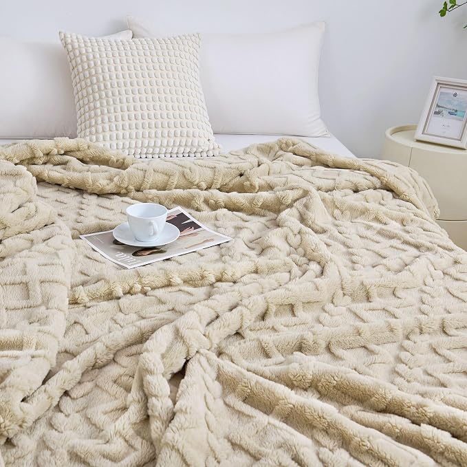 Aganear Fleece Throw Blanket for Bed Couch 90"x108" Khaki | Lightweight Fuzzy Throw,Warm Gift for Women,Christmas,Housewarming,Soft,Fall Boho Design for Room Home Decor,All-Season Use