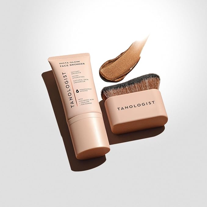 Tanologist Blending Brush, For Tanning Mousse, Water & Gradual Tanning Lotion, Streak-Free Self-Tanner Application, Contour & Define Face & Body, Vegan & Cruelty-Free Body Brush, 1 Count