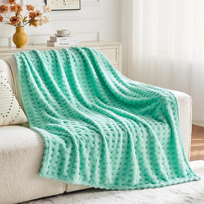 NEWCOSPLAY 3D Waffle Checkered Flannel Twin Blanket, Aqua, 60"x80" | Super Soft Cute Lightweight Decorative Premium Silky Fleece Blanket for Couch Sofa Bed, Gift for Women Men, All Season Use