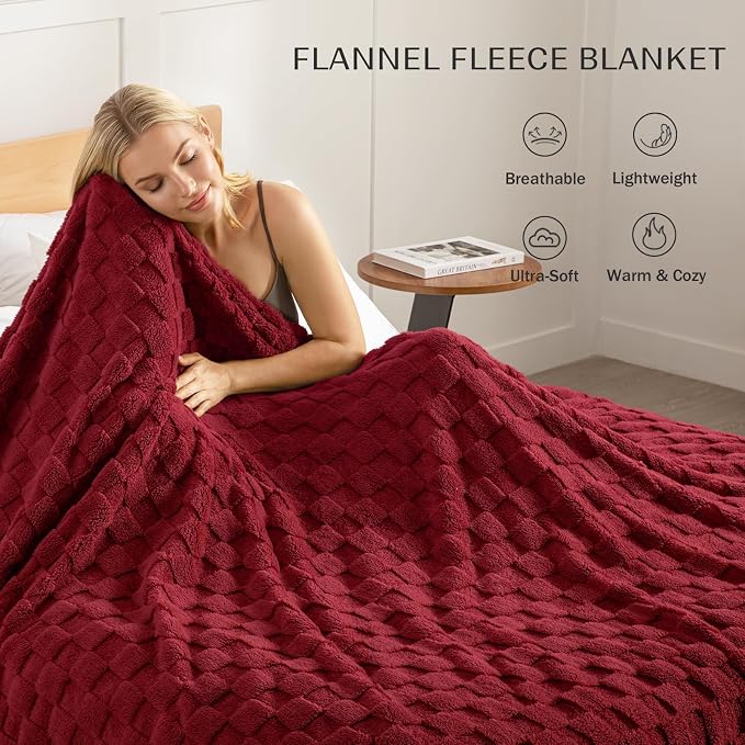 Exclusivo Mezcla 3D Checkered Fleece Twin Blanket for Bed, Burgundy | Super Soft and Cozy Fluffy Bed Blanket, Cute Fuzzy Blanket for Teens Back to School, Dorm Essentials, All Season, 60"x80"