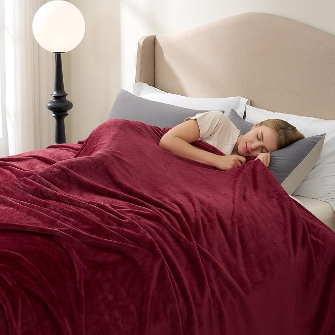 Hansleep Twin Burgundy Red Fleece Blanket, Soft Flannel Bed Blanket | Fuzzy Cozy Blanket 60x80 Inches, Multi-use for Bed, Sofa, Couch, Travel, Camping, All Season Warm Lightweight Cover