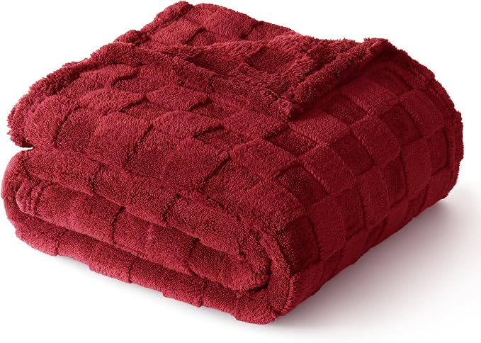 Exclusivo Mezcla 3D Checkered Fleece Throw Blanket for Couch, Burgundy | Super Soft and Cozy Fluffy Throw, Lightweight and Breathable, Cute Fuzzy Blanket for Sofa, Home Decor, All Season, 50"x60"