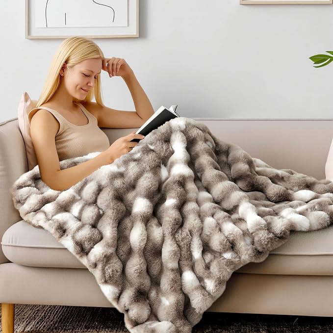 BEDELITE Faux Fur Throw Bubble Blanket for Couch, 50" x 60", Tie-Dye Taupe | 870GSM Soft Cozy Plush Blanket for Sofa & Bed Living Room Decor, Warm Fuzzy Faux Rabbit Fur for Women Gift, All Season Use