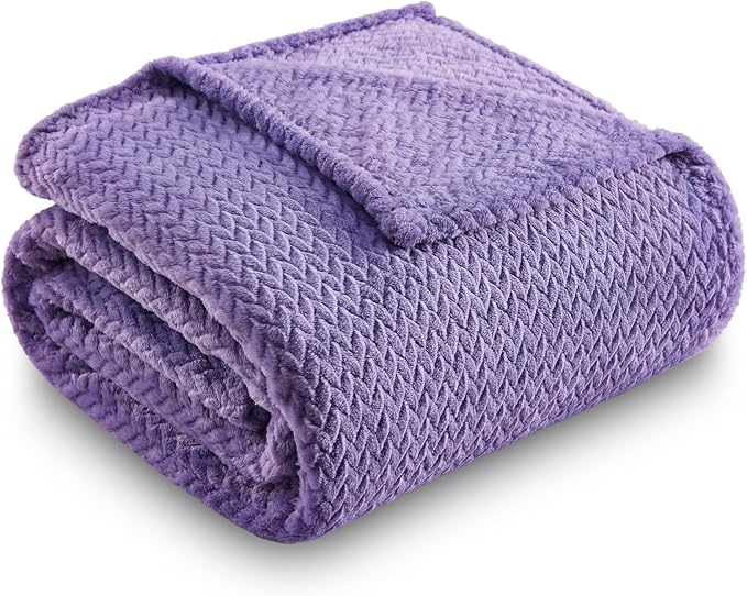 NEWCOSPLAY Fleece Leaves Pattern Twin Blanket, Lavender, 60"x80" | Super Soft Throw Blanket, Lightweight Cozy Bed Sofa Blanket, Premium Silky Flannel Fleece, Travel Blanket for All Season Use