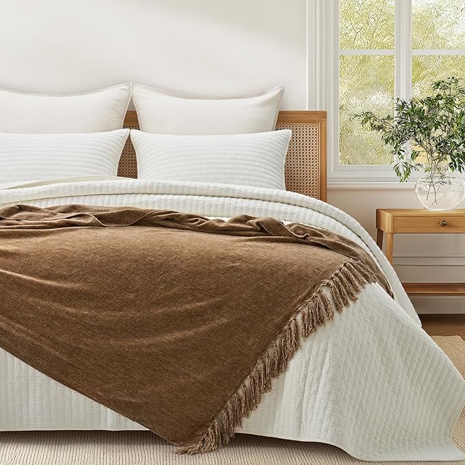 Chenille Knit Throw Blanket for Couch, 50"x60", Warm Beige | Cozy Plush Fuzzy Knittd Throw with Tassels, Lightweight, Decorative, Farmhouse Decor, Ideal for Bed Sofa Gift, All Seasons