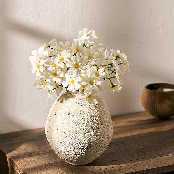 PORCER Ceramic Flower Vase, 6.22 Inch Rustic Farmhouse Vase Home Decor, Handcrafted Vintage Pottery Vase, Small Terracotta Vases for Living Room, Table, Shelf, Fireplace, Cream-White