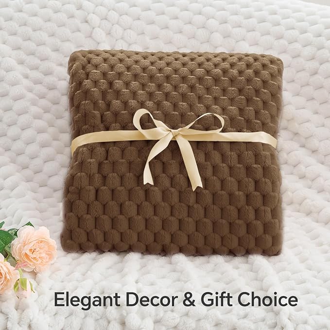BEDELITE Brown Twin Blanket for Couch, Soft Cozy Gifts for Women, 60 * 80 | 3D Jacquard Decorative Fleece Blanket, Super Soft Plush Throws, Cute Birthday Gift for Women & Men, Suitable for All Seasons