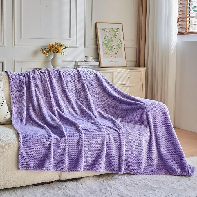 NEWCOSPLAY Fleece Leaves Pattern Queen Blanket, Lavender, 90"x90" | Super Soft Throw Blanket, Lightweight Cozy Bed Sofa Blanket, Premium Silky Flannel Fleece, Travel Blanket for All Season Use