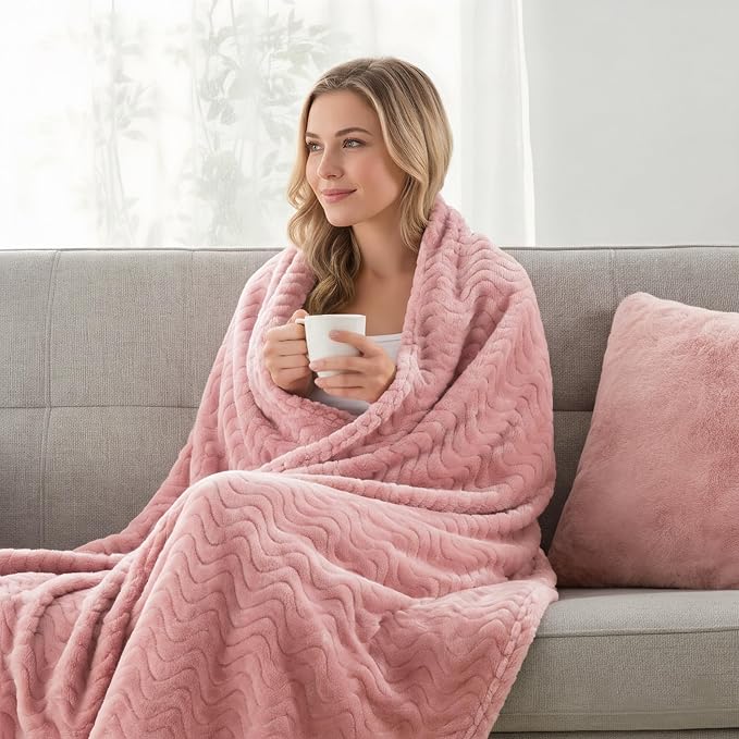 Exclusivo Mezcla Large Fleece Throw Blanket for Couch, Sofa, Pink | 50"x70" Soft Breathable Lightweight Flannel Throws for Summer, Plush Cozy Jacquard Wave Blanket for Home Decor