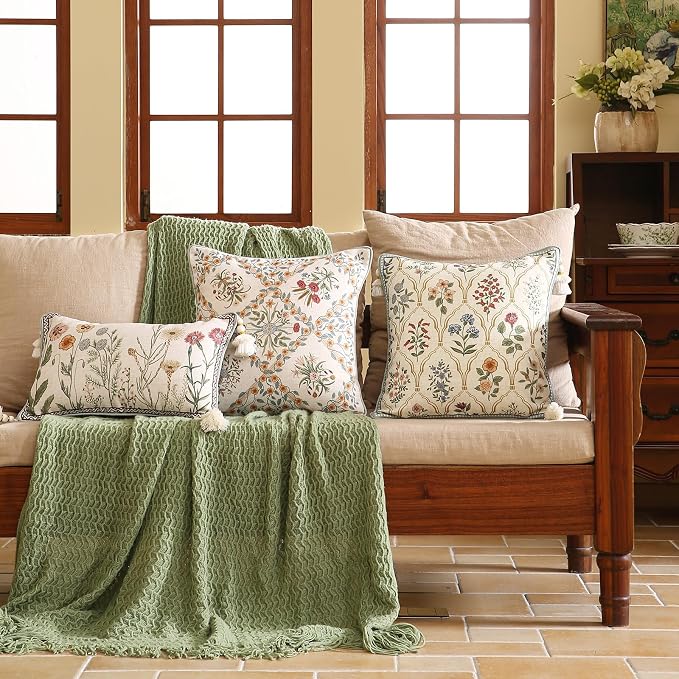 Vintage Linen Throw Pillow Cover,Set of 2,18"x18"-Serenity A | Designer Elegant Square Pillow Cover,Concealed Zipper Design,Floral Pattern,Sofa,Bedroom,Living Room,Lounge Chairs