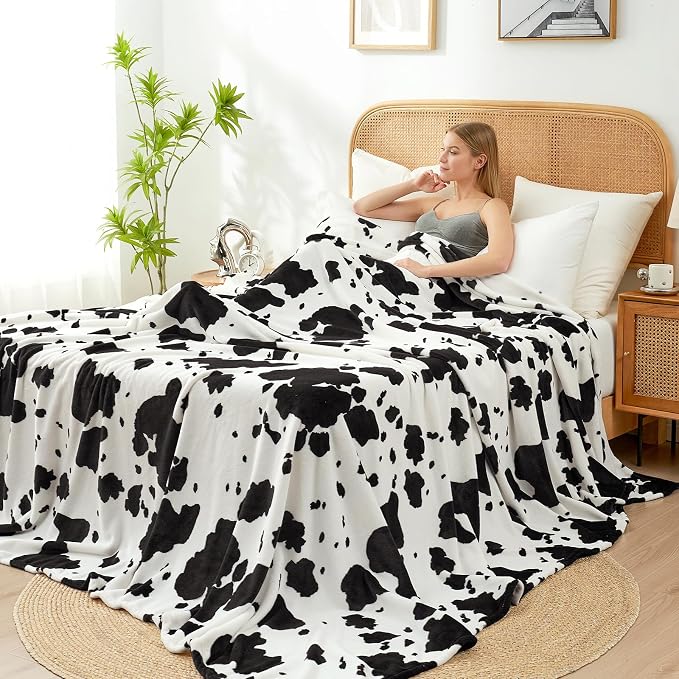 Cozy Bliss Cow Print Throw Blanket for Bed - Super Fuzzy Thick Soft Warm Fleece Blankets for Couch & Room Décor, for Women Men Girls Kids, Black & White Queen Size 90"*90"