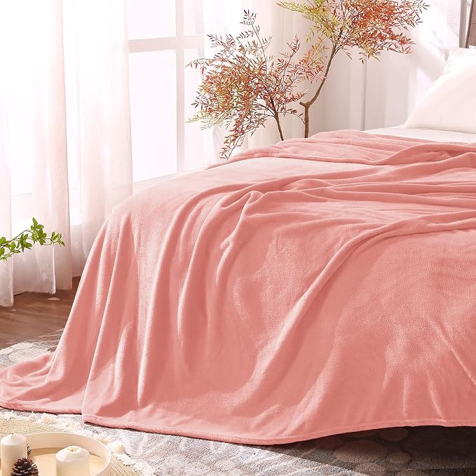 BEDELITE Fleece Blanket Soft Plush Throw for Couch Pink 50"x60" | Ultra Soft Fleece, Plush Microfiber, Lightweight Warmth, All Season Comfort, Fade Resistant, Machine Washable, Couch Sofa Bed