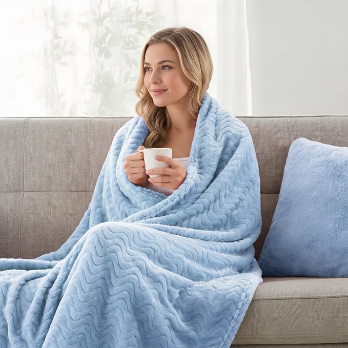 Exclusivo Mezcla Soft Fleece Blanket King Size for Bed, Sofa, Light Blue | 90"x104" Breathable Lightweight Flannel Blanket for Summer, Plush Cozy Jacquard Wave for Home Decor